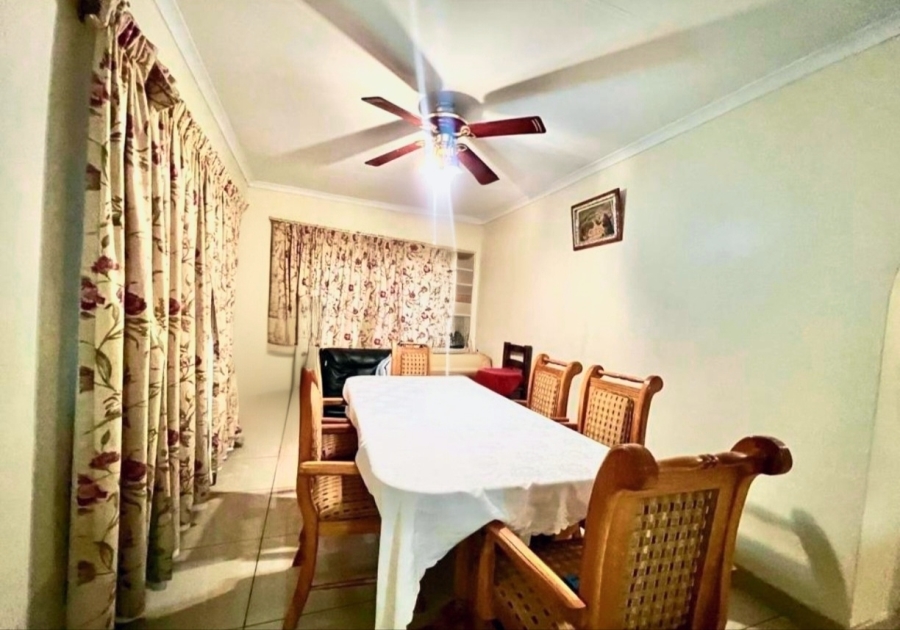 4 Bedroom Property for Sale in Raisethorpe KwaZulu-Natal