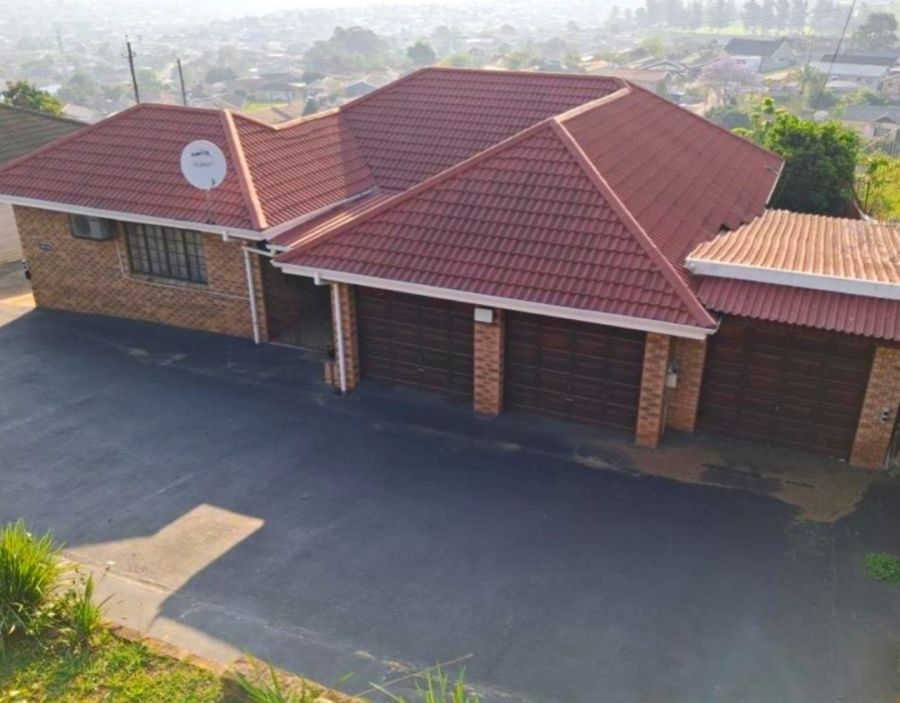 4 Bedroom Property for Sale in Raisethorpe KwaZulu-Natal
