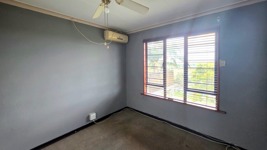 To Let 3 Bedroom Property for Rent in Yellowwood Park KwaZulu-Natal