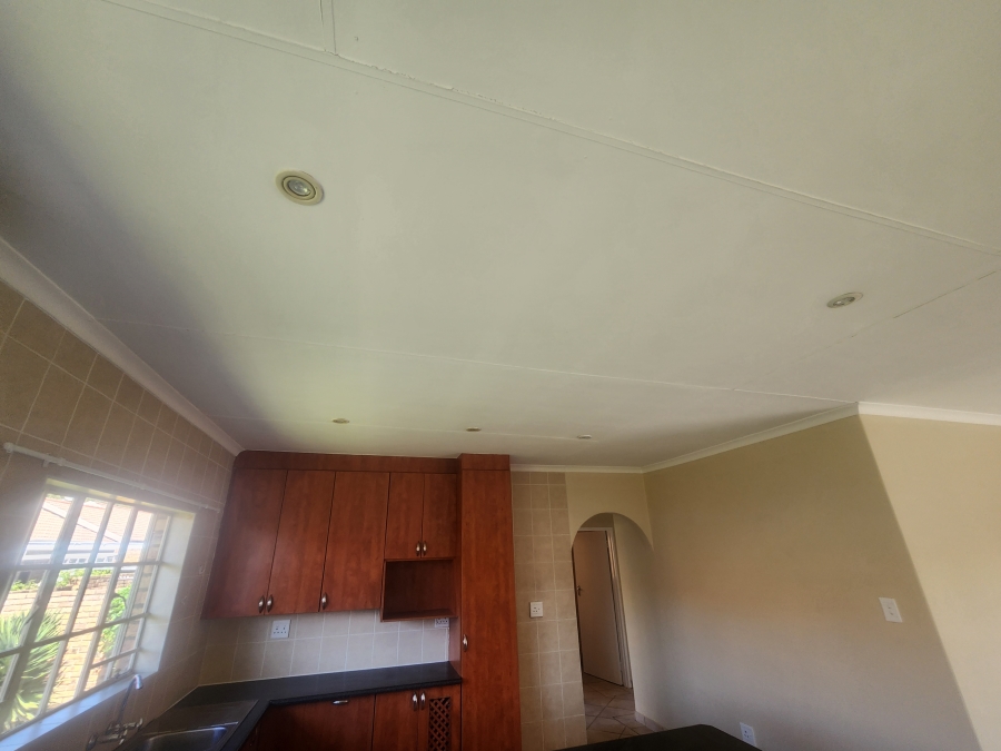 3 Bedroom Property for Sale in Huttenheights KwaZulu-Natal
