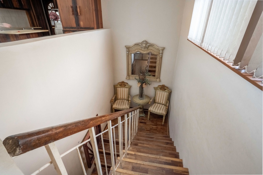 8 Bedroom Property for Sale in Doonside KwaZulu-Natal
