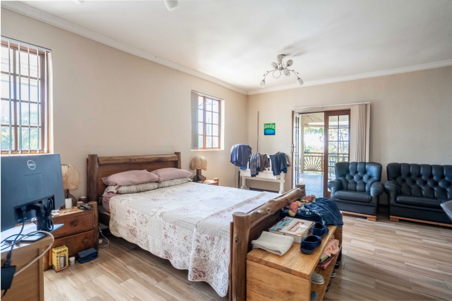 8 Bedroom Property for Sale in Doonside KwaZulu-Natal