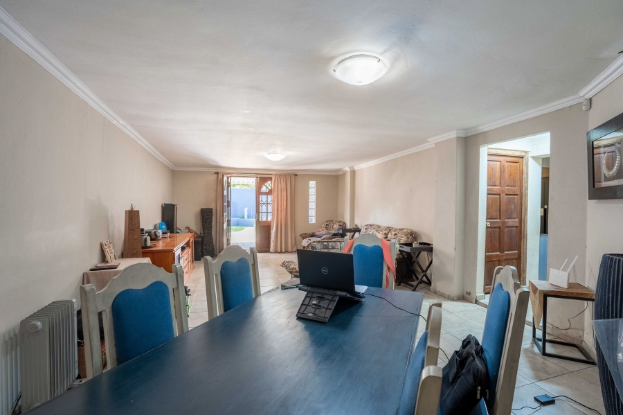 8 Bedroom Property for Sale in Doonside KwaZulu-Natal