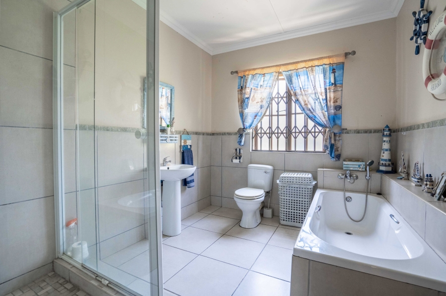 8 Bedroom Property for Sale in Doonside KwaZulu-Natal