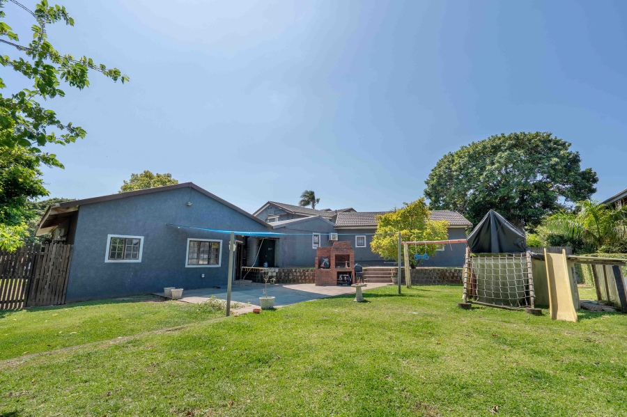 8 Bedroom Property for Sale in Doonside KwaZulu-Natal