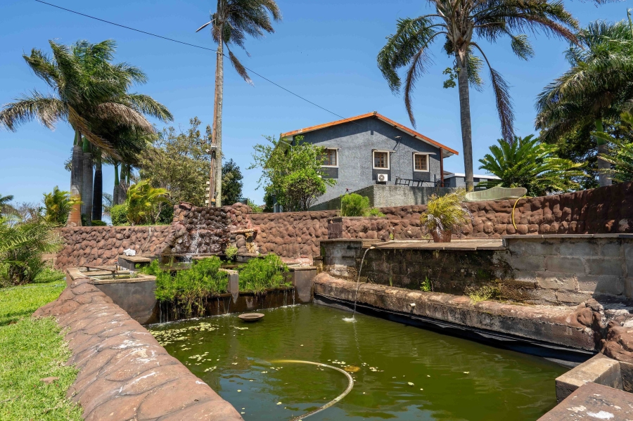 8 Bedroom Property for Sale in Doonside KwaZulu-Natal
