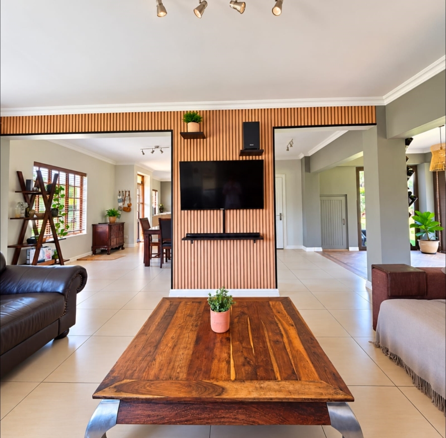 4 Bedroom Property for Sale in Clifton Hill Estate KwaZulu-Natal