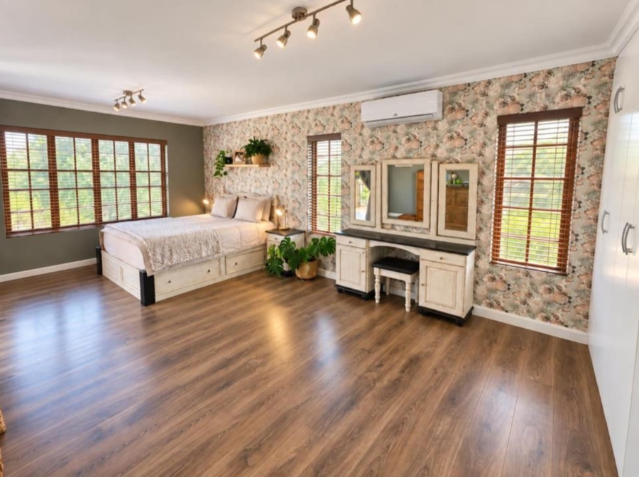 4 Bedroom Property for Sale in Clifton Hill Estate KwaZulu-Natal