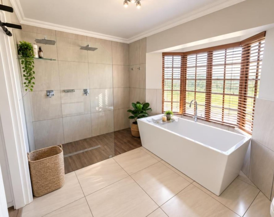 4 Bedroom Property for Sale in Clifton Hill Estate KwaZulu-Natal