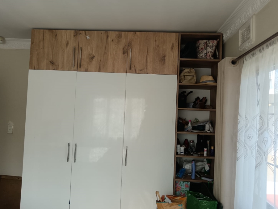 3 Bedroom Property for Sale in Newlands East KwaZulu-Natal