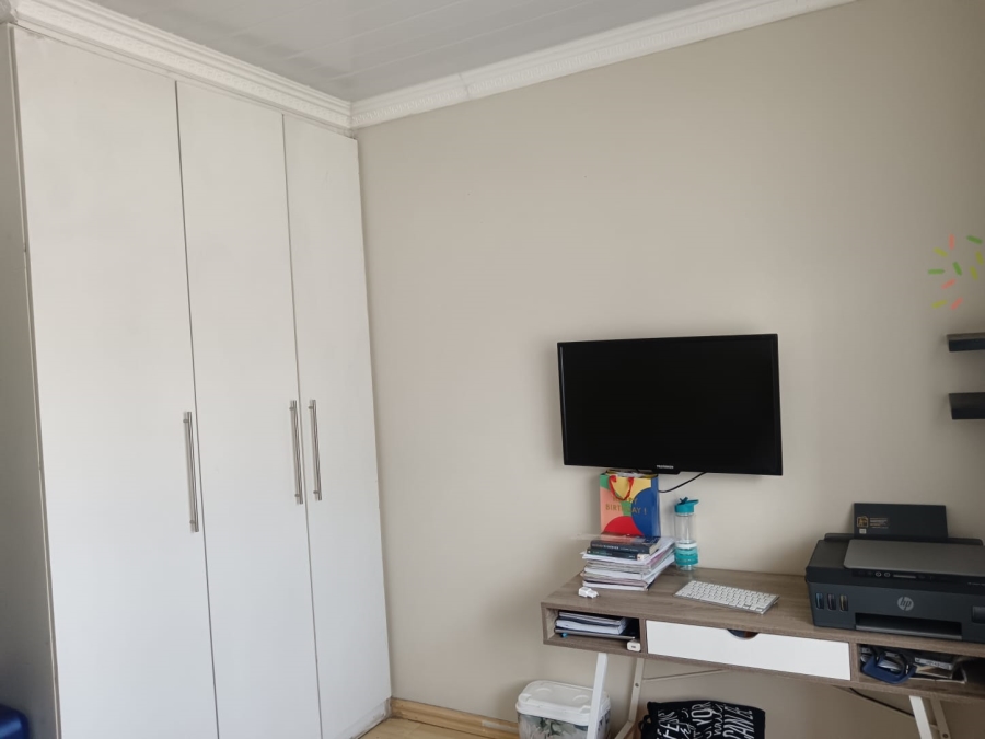 3 Bedroom Property for Sale in Newlands East KwaZulu-Natal