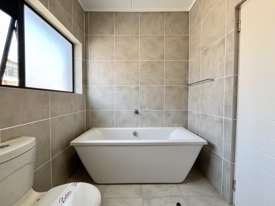 To Let 2 Bedroom Property for Rent in Ballito Central KwaZulu-Natal