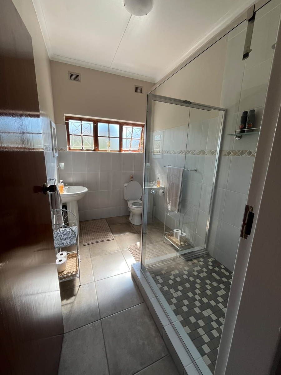 5 Bedroom Property for Sale in Wartburg KwaZulu-Natal