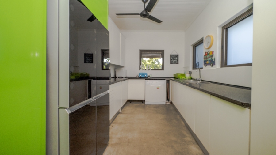 6 Bedroom Property for Sale in Prince