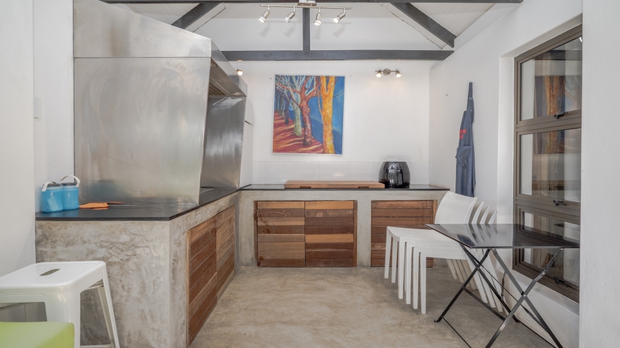 6 Bedroom Property for Sale in Prince