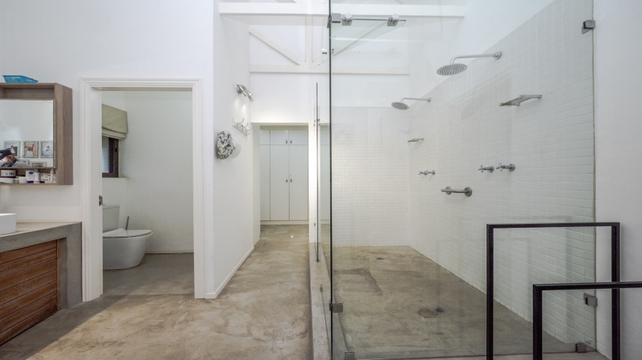 6 Bedroom Property for Sale in Prince