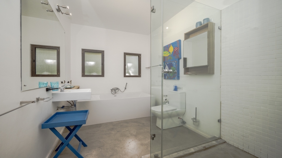 6 Bedroom Property for Sale in Prince