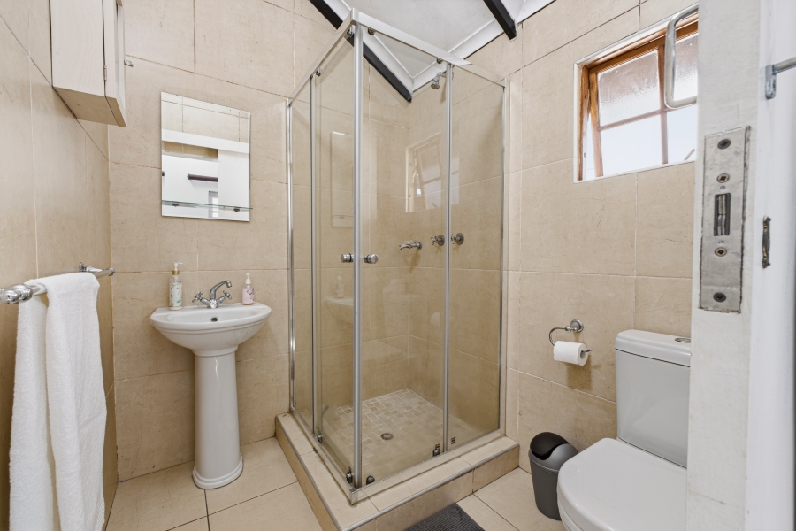 3 Bedroom Property for Sale in Kloof KwaZulu-Natal