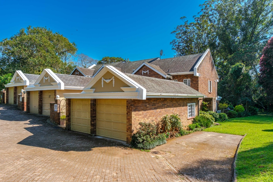 3 Bedroom Property for Sale in Kloof KwaZulu-Natal