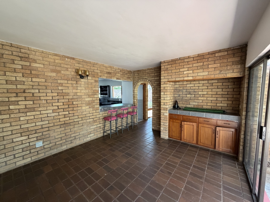 3 Bedroom Property for Sale in Hayfields KwaZulu-Natal
