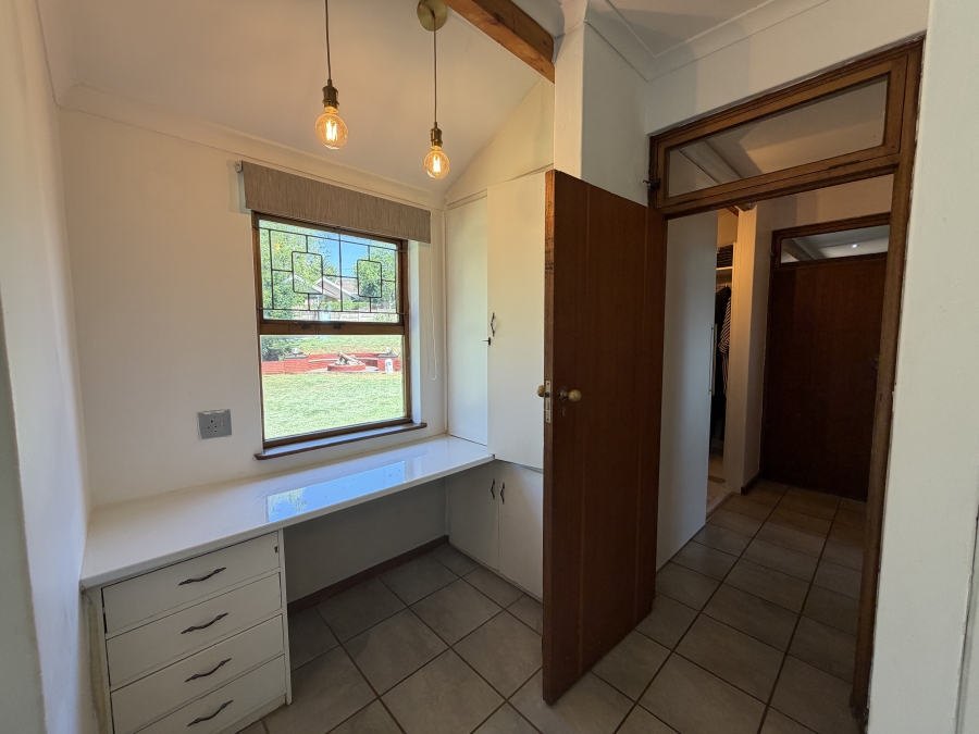 3 Bedroom Property for Sale in Hayfields KwaZulu-Natal