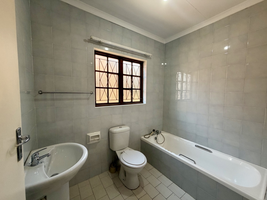 3 Bedroom Property for Sale in Blackridge KwaZulu-Natal