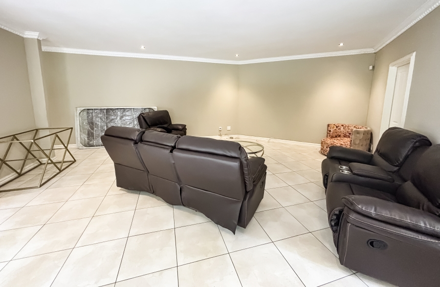 To Let 3 Bedroom Property for Rent in Umhlanga KwaZulu-Natal