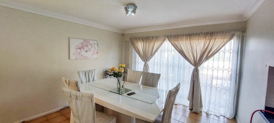 To Let 4 Bedroom Property for Rent in La Mercy KwaZulu-Natal