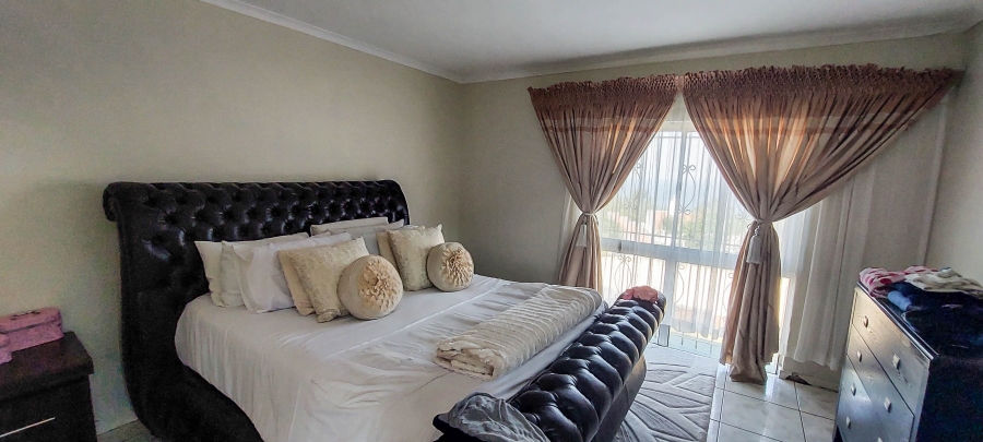To Let 4 Bedroom Property for Rent in La Mercy KwaZulu-Natal
