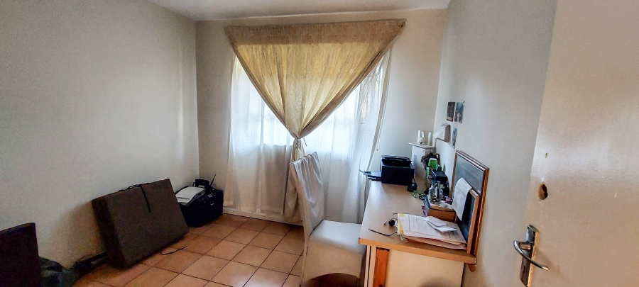 To Let 4 Bedroom Property for Rent in La Mercy KwaZulu-Natal