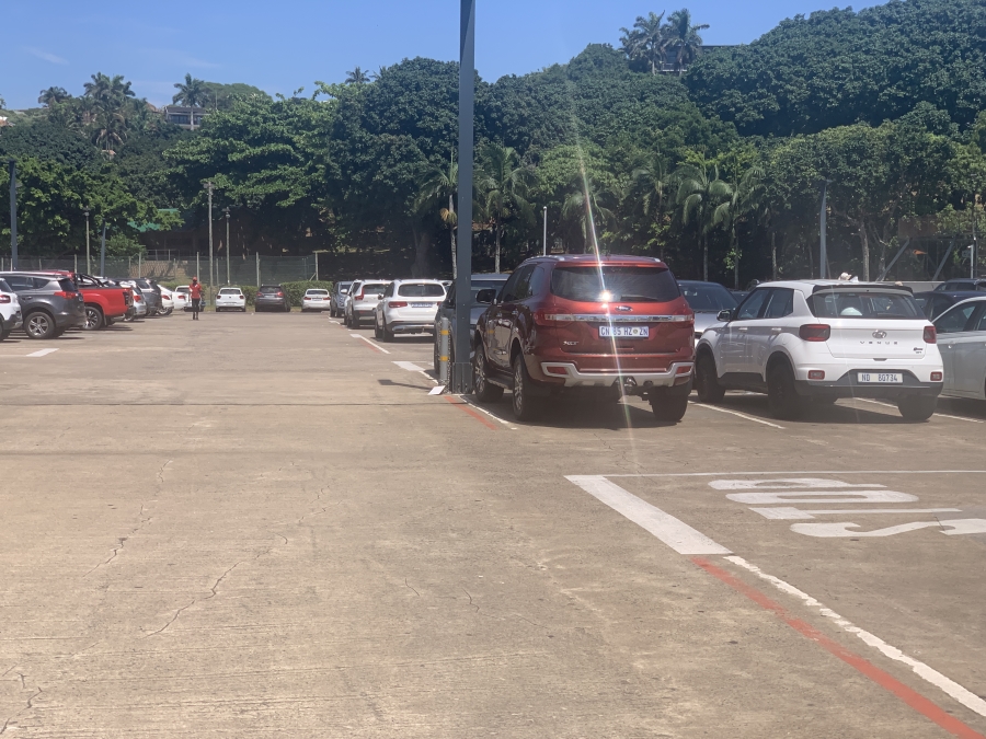 To Let Commercial Property for Rent in La Lucia KwaZulu-Natal