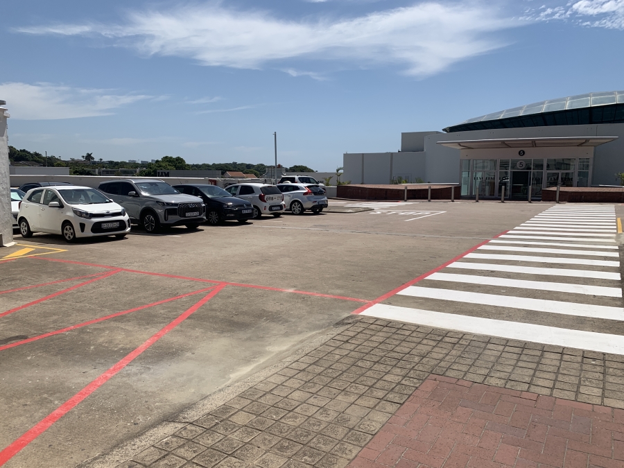 To Let Commercial Property for Rent in La Lucia KwaZulu-Natal