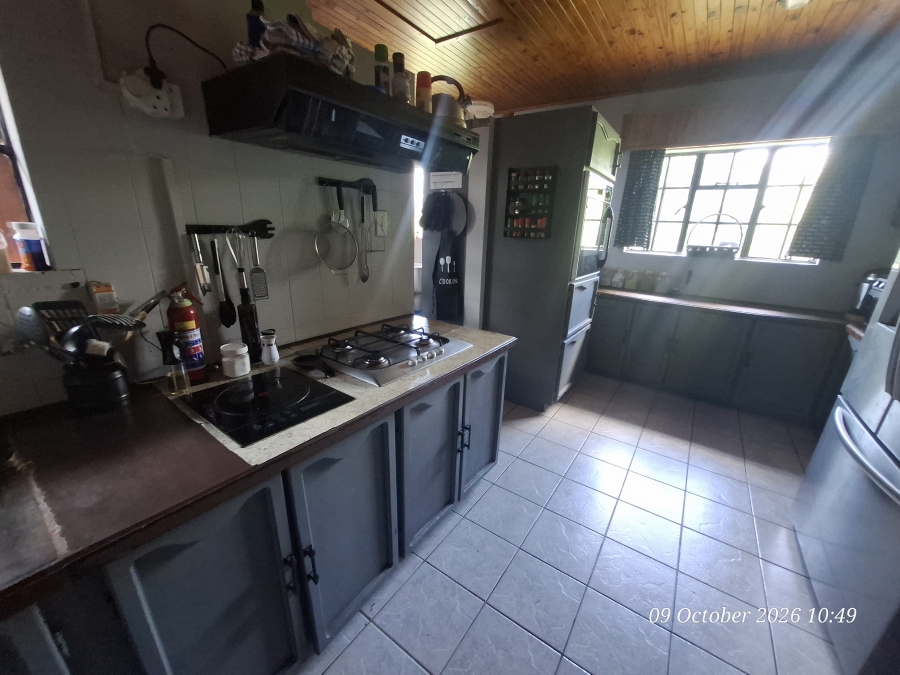 3 Bedroom Property for Sale in Schuinshoogte KwaZulu-Natal
