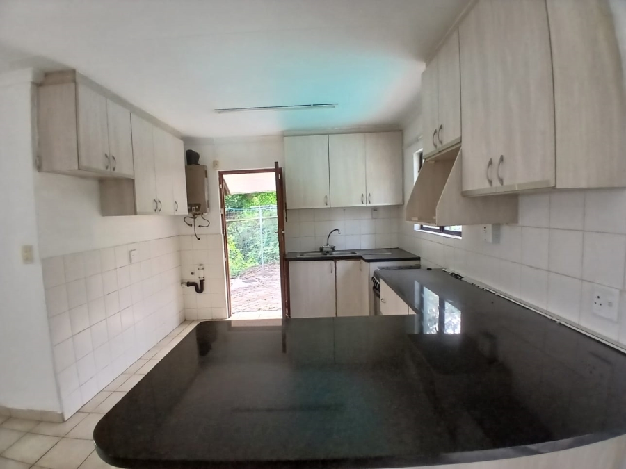To Let 2 Bedroom Property for Rent in Moseley Park KwaZulu-Natal