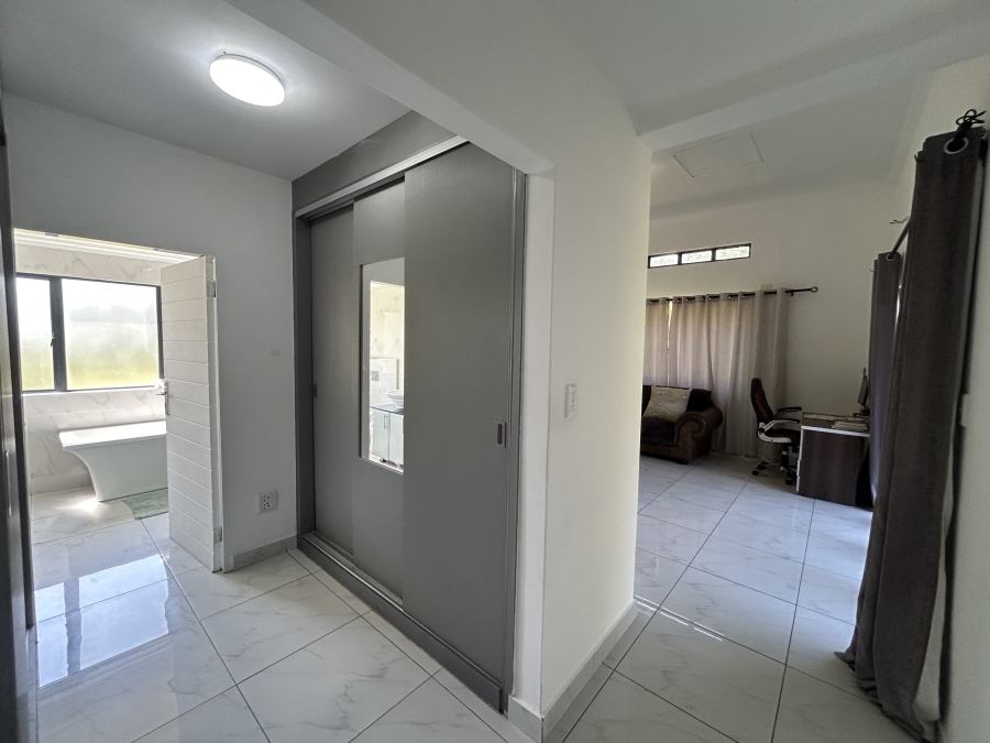 4 Bedroom Property for Sale in Palm Lakes Estate KwaZulu-Natal