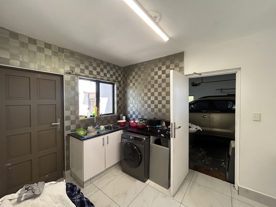 4 Bedroom Property for Sale in Palm Lakes Estate KwaZulu-Natal