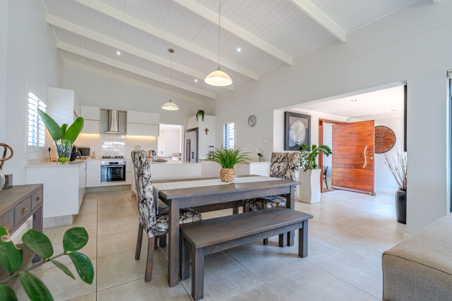 2 Bedroom Property for Sale in Shakas Rock KwaZulu-Natal