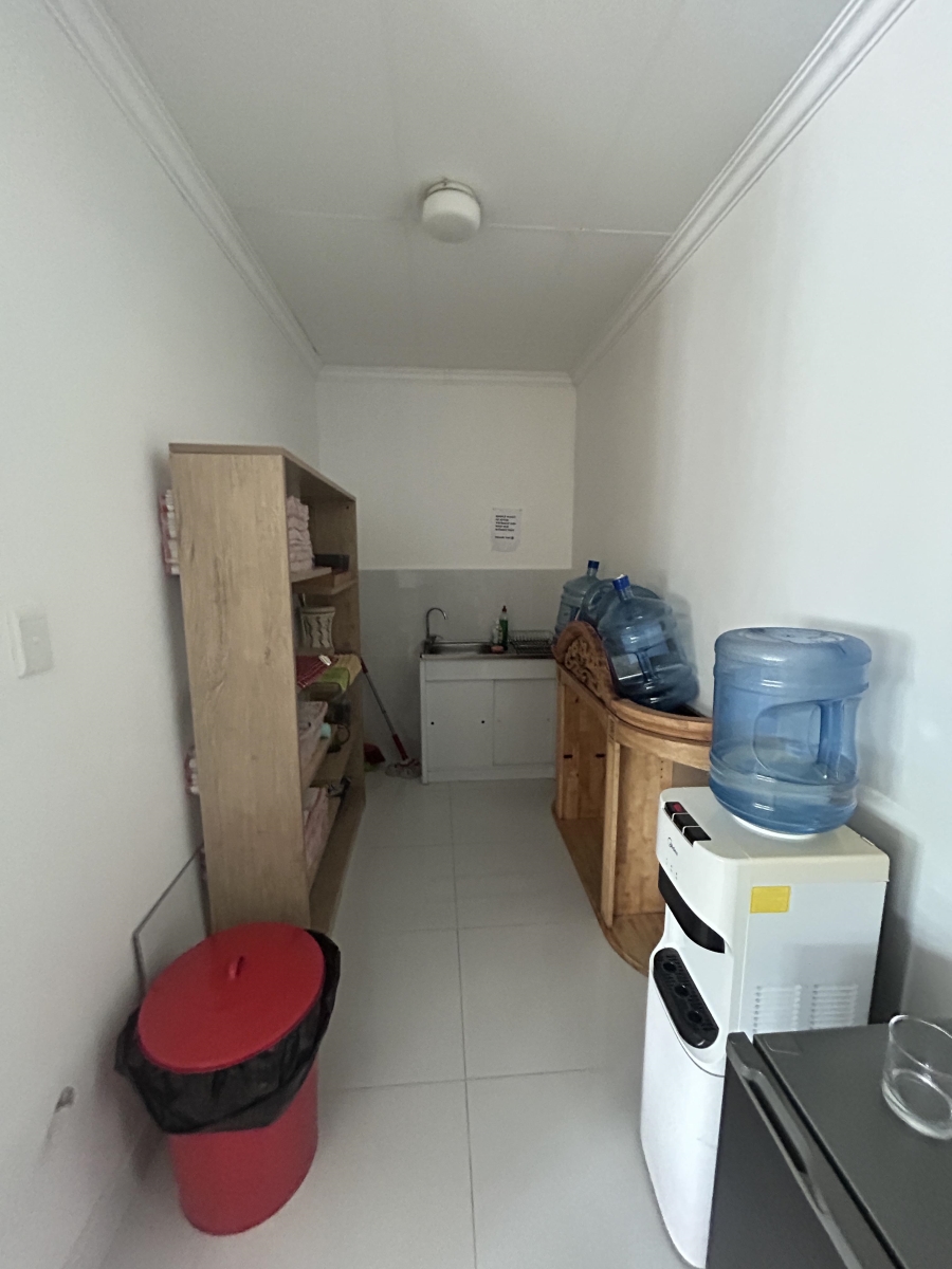 To Let Commercial Property for Rent in Ballito Commercial District KwaZulu-Natal