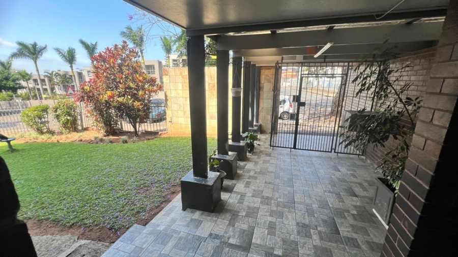 2 Bedroom Property for Sale in Essenwood KwaZulu-Natal