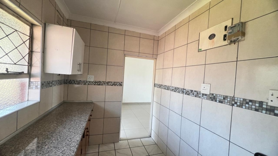 2 Bedroom Property for Sale in Essenwood KwaZulu-Natal