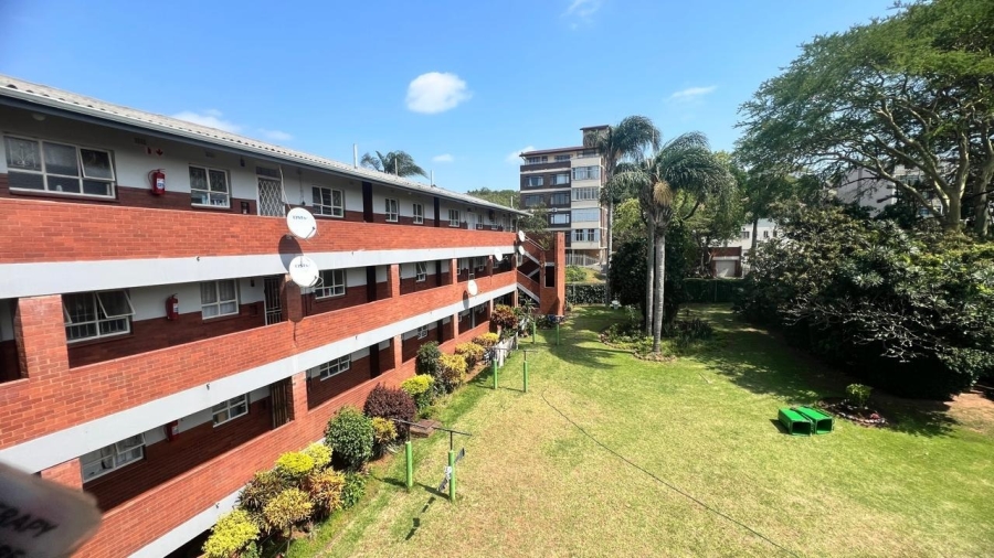 2 Bedroom Property for Sale in Essenwood KwaZulu-Natal
