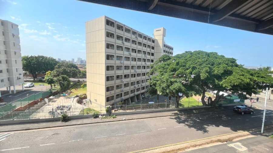 2 Bedroom Property for Sale in Essenwood KwaZulu-Natal