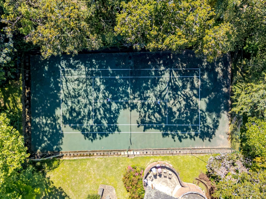 5 Bedroom Property for Sale in Cowies Hill KwaZulu-Natal