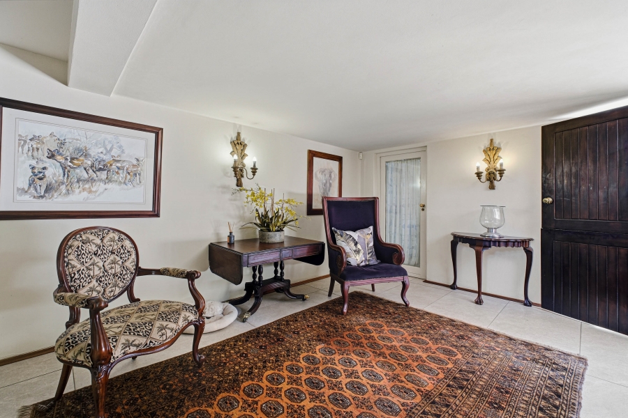 5 Bedroom Property for Sale in Cowies Hill KwaZulu-Natal