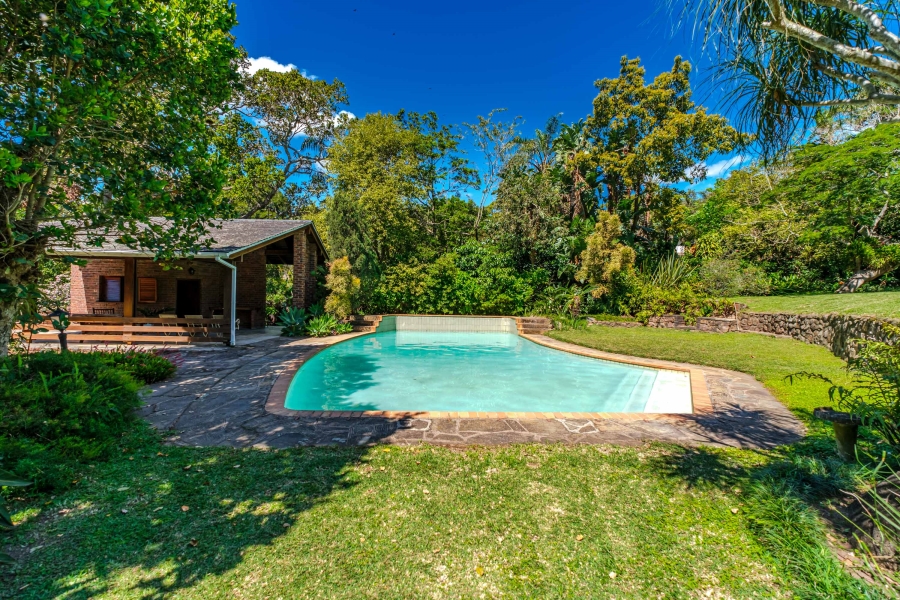 5 Bedroom Property for Sale in Cowies Hill KwaZulu-Natal