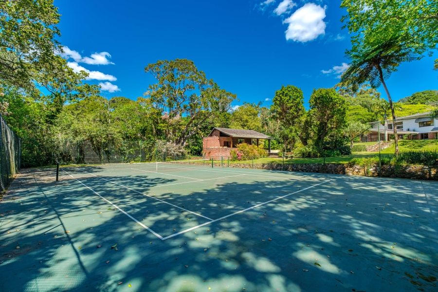 5 Bedroom Property for Sale in Cowies Hill KwaZulu-Natal