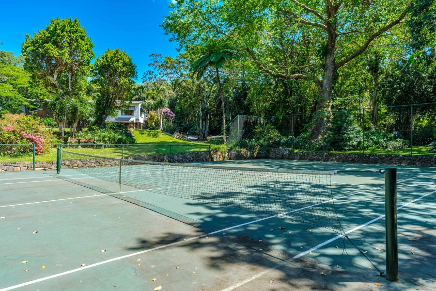 5 Bedroom Property for Sale in Cowies Hill KwaZulu-Natal