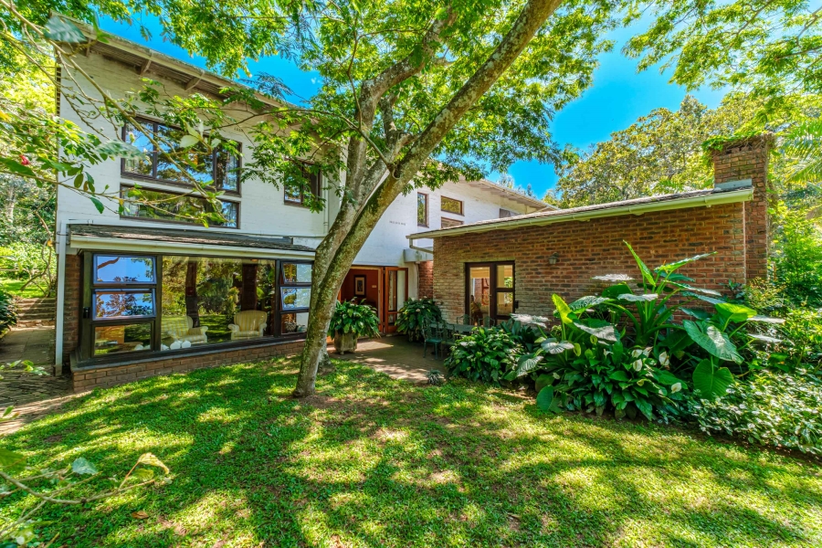 5 Bedroom Property for Sale in Cowies Hill KwaZulu-Natal