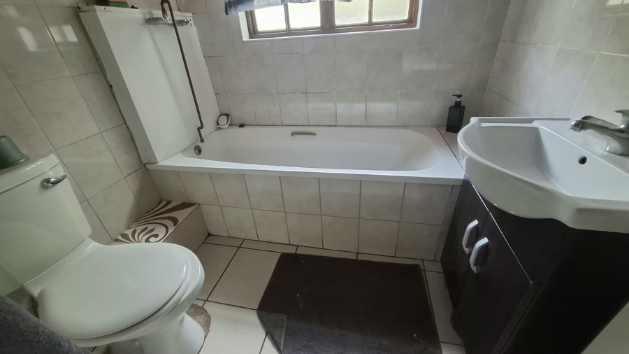 4 Bedroom Property for Sale in Montrose KwaZulu-Natal