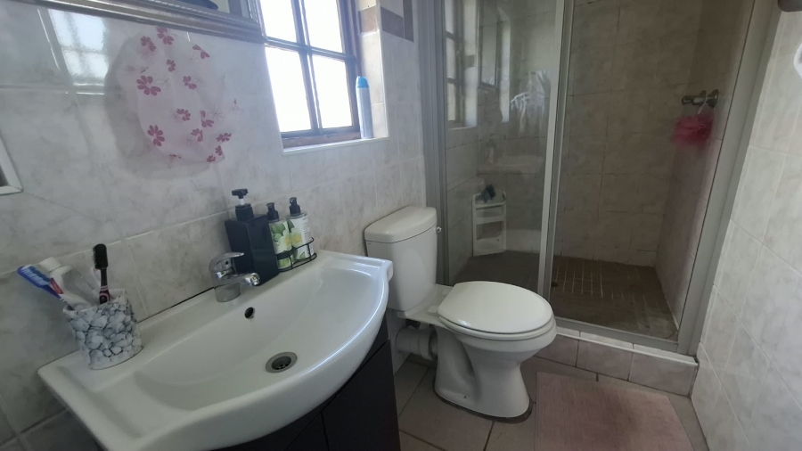 4 Bedroom Property for Sale in Montrose KwaZulu-Natal